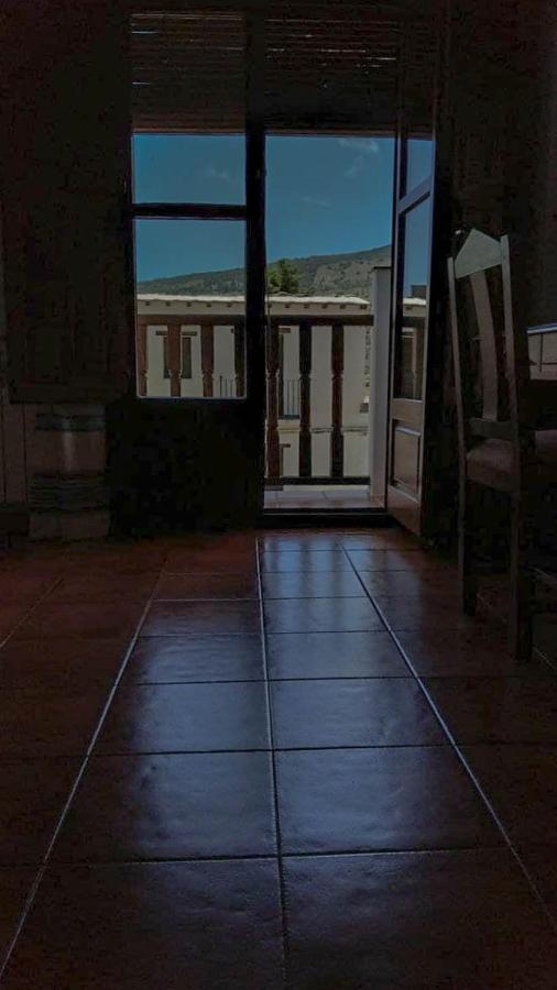 Hostal El Cascapenas De La Alpujarra 카피레이라 외부 사진